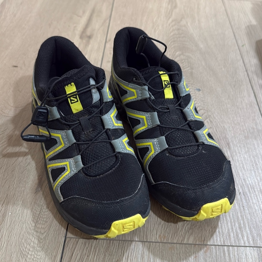 Salomon
Speedcross Junior Trail-Running Shoes - Kids US 5